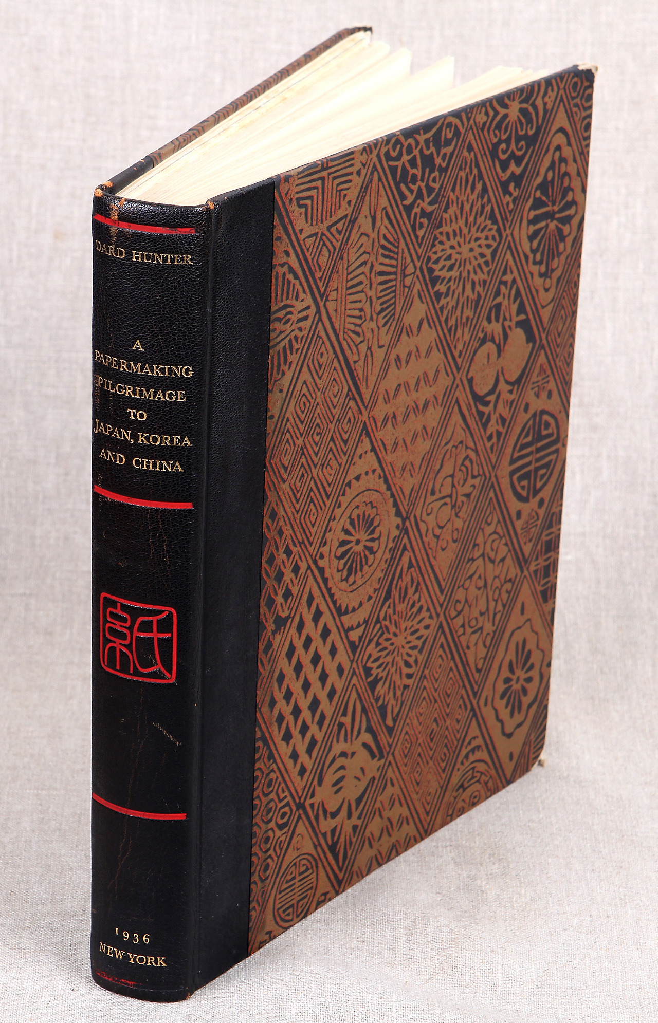 다드 헌터 책 원본 사진1936년.jpg